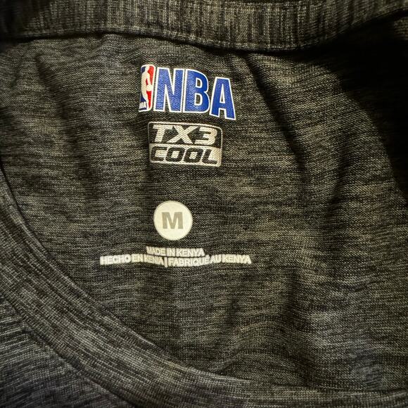 EUC NBA TX3 Cleveland Cavaliers 2016‎ Championships The Finals T-shirt Medium - Picture 4 of 6